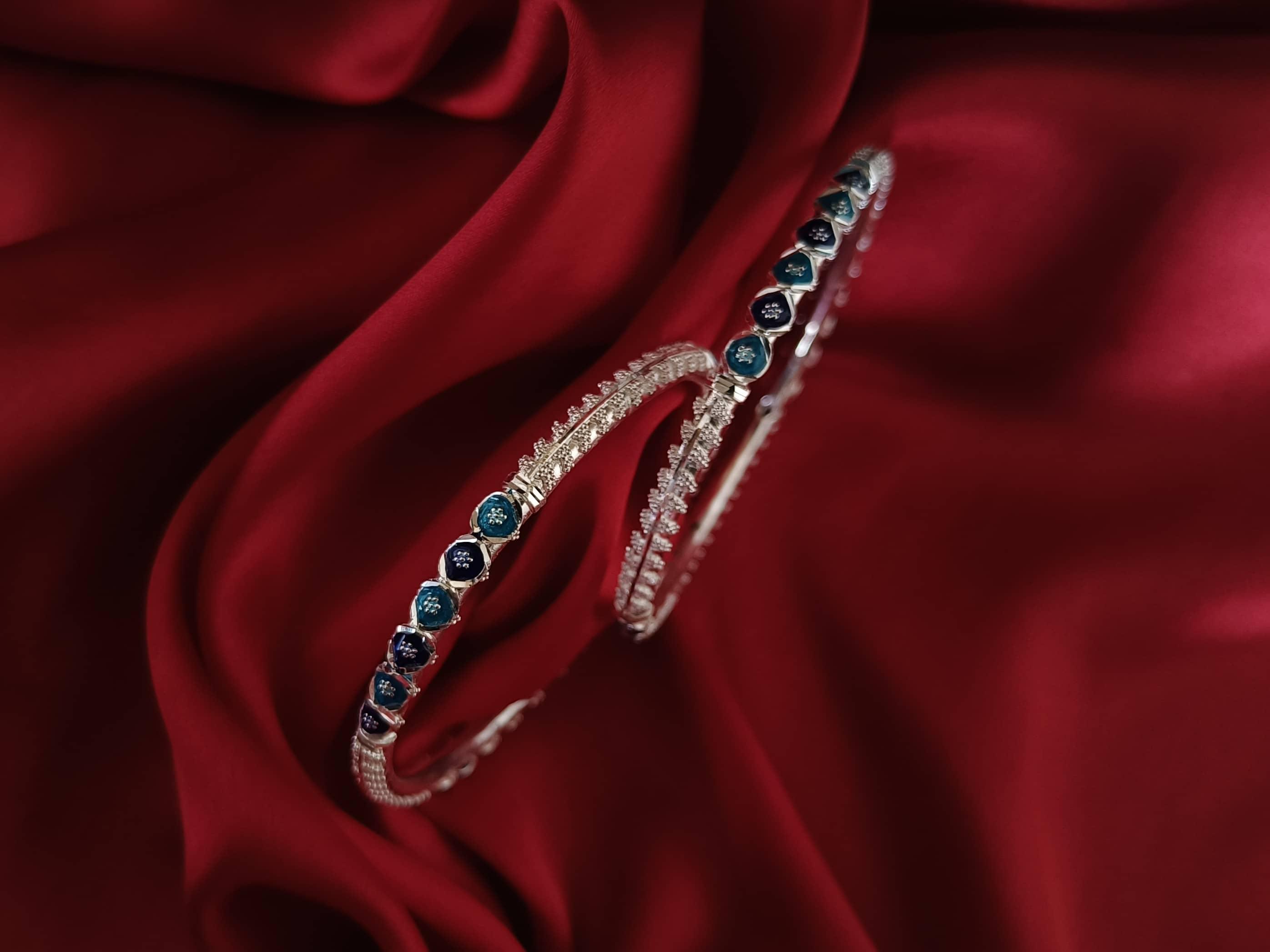 Manipuri Bangle Nilima view 3