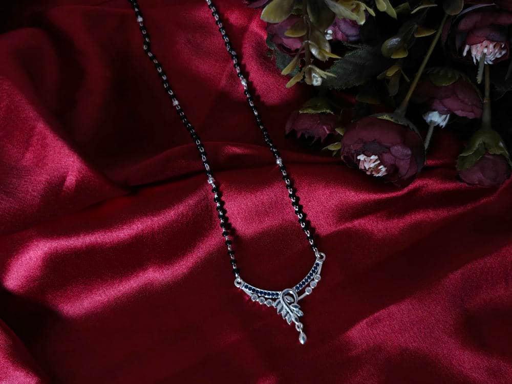 Manvi Mangalsutra view 2