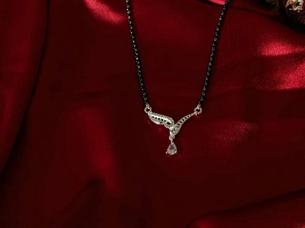 Piya Mangalsutra view 3