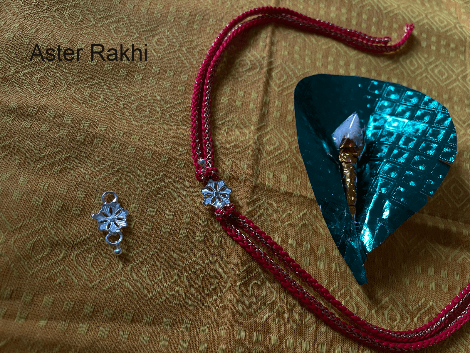 Rakhi Aster Daisy view 2