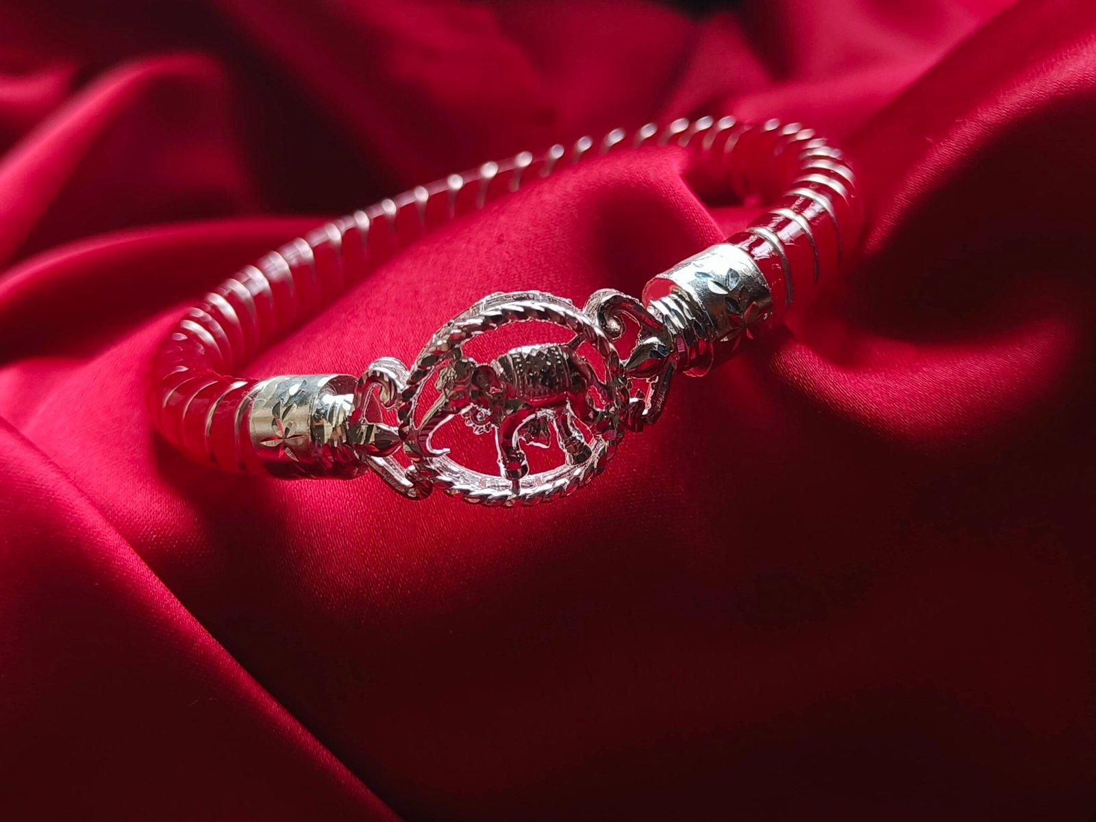 Bracelet Pola Elephant Motive Size 2.6 view 2