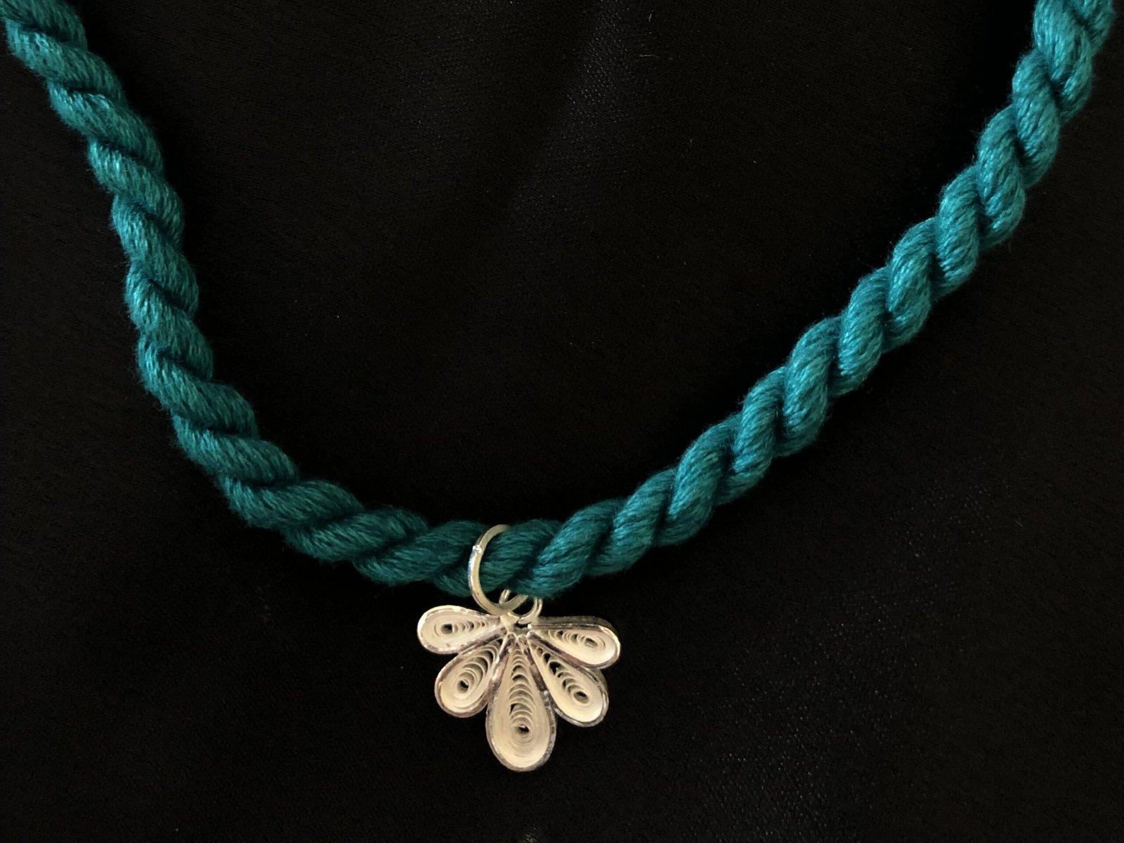 Damaynti Filigree Set view 3