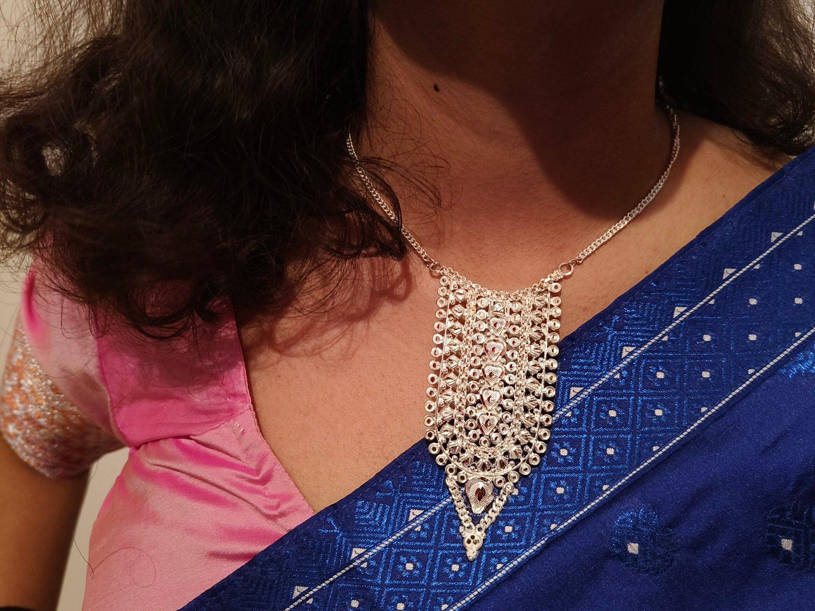 Drop Necklace Queen