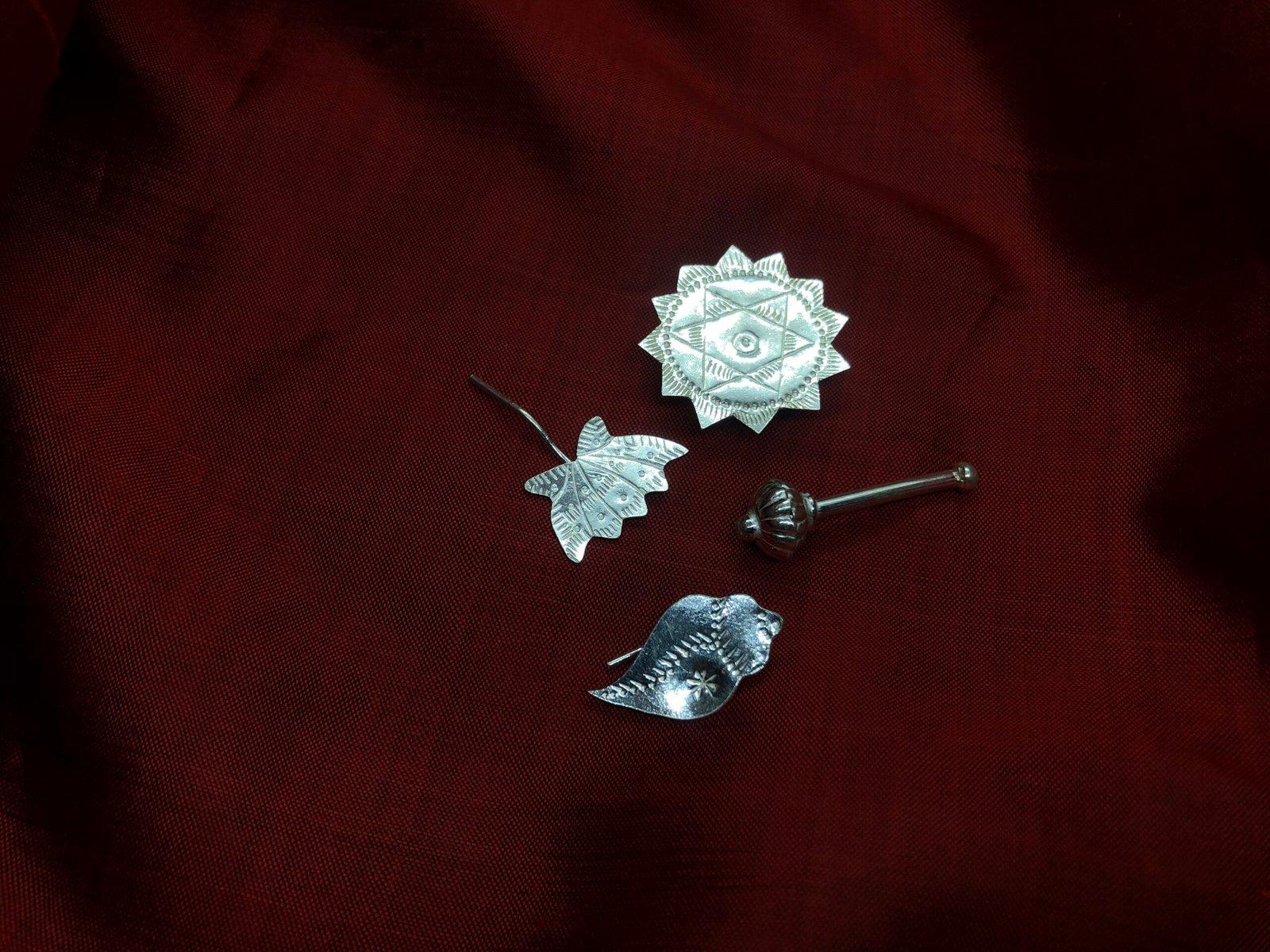 Sankh Chakra Gada Padma / Poddo / Weapon of Narayana / Vishnu view 3