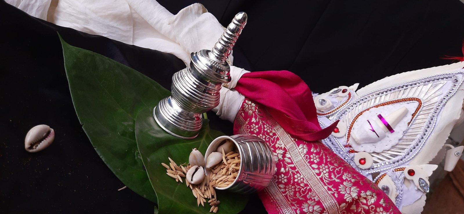 Silver Kunke view 2